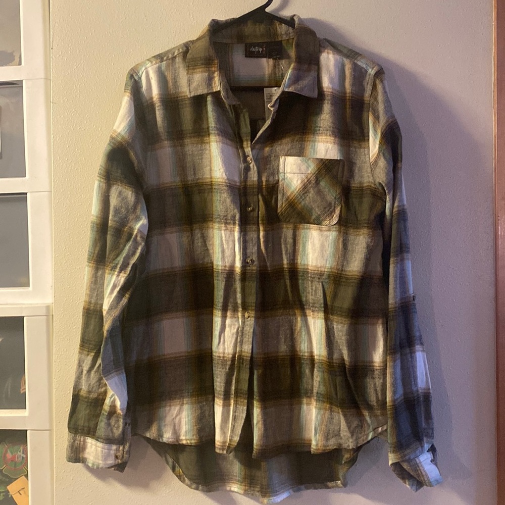 Brand new with tags size large Daytrip green plaid button down
